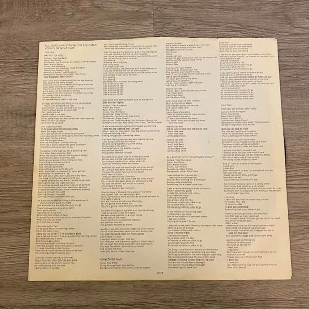 Meat Loaf Bat Out Of Hell Vintage Vinyl LP 1977 Epic Record PE-34974 - Picture 4 of 6